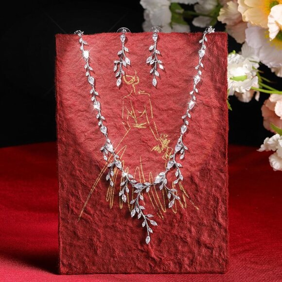 🆕Women Silver Necklaces Dangle Earrings Teardrop Pendant Crystal Jewelry Set - Picture 3 of 8